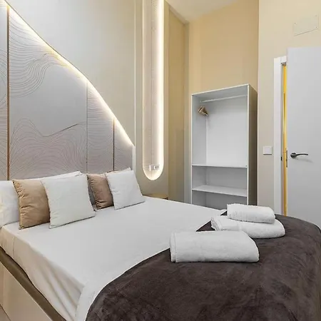 Eleganza Casacheckprofile * Μιλάνο