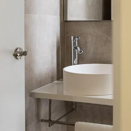 Eleganza Casacheckprofile * Μιλάνο